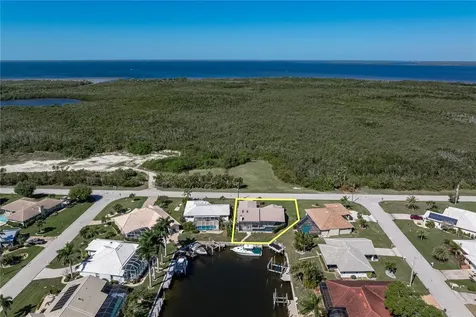 308 Colony Point Drive Punta Gorda FL 33950
