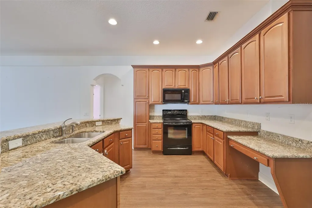 9274 Estate Cove Circle Riverview FL 33578