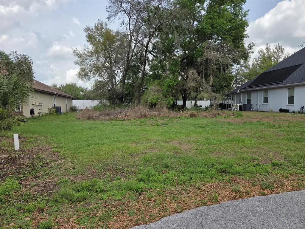 Kelly Lynn Court Zephyrhills FL 33541