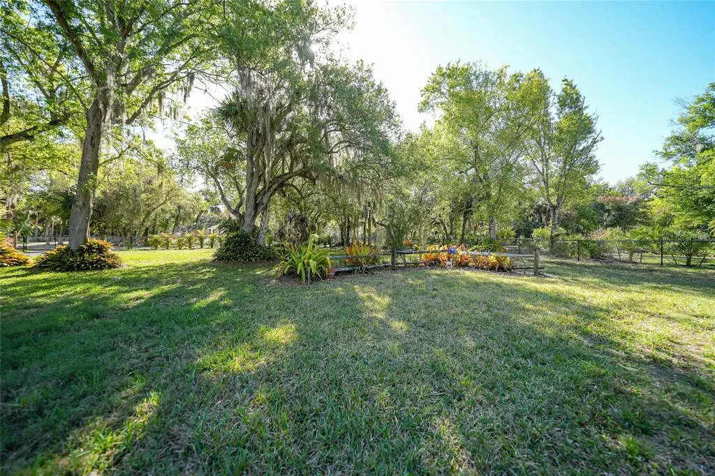 Lake Suzy FL 34269
