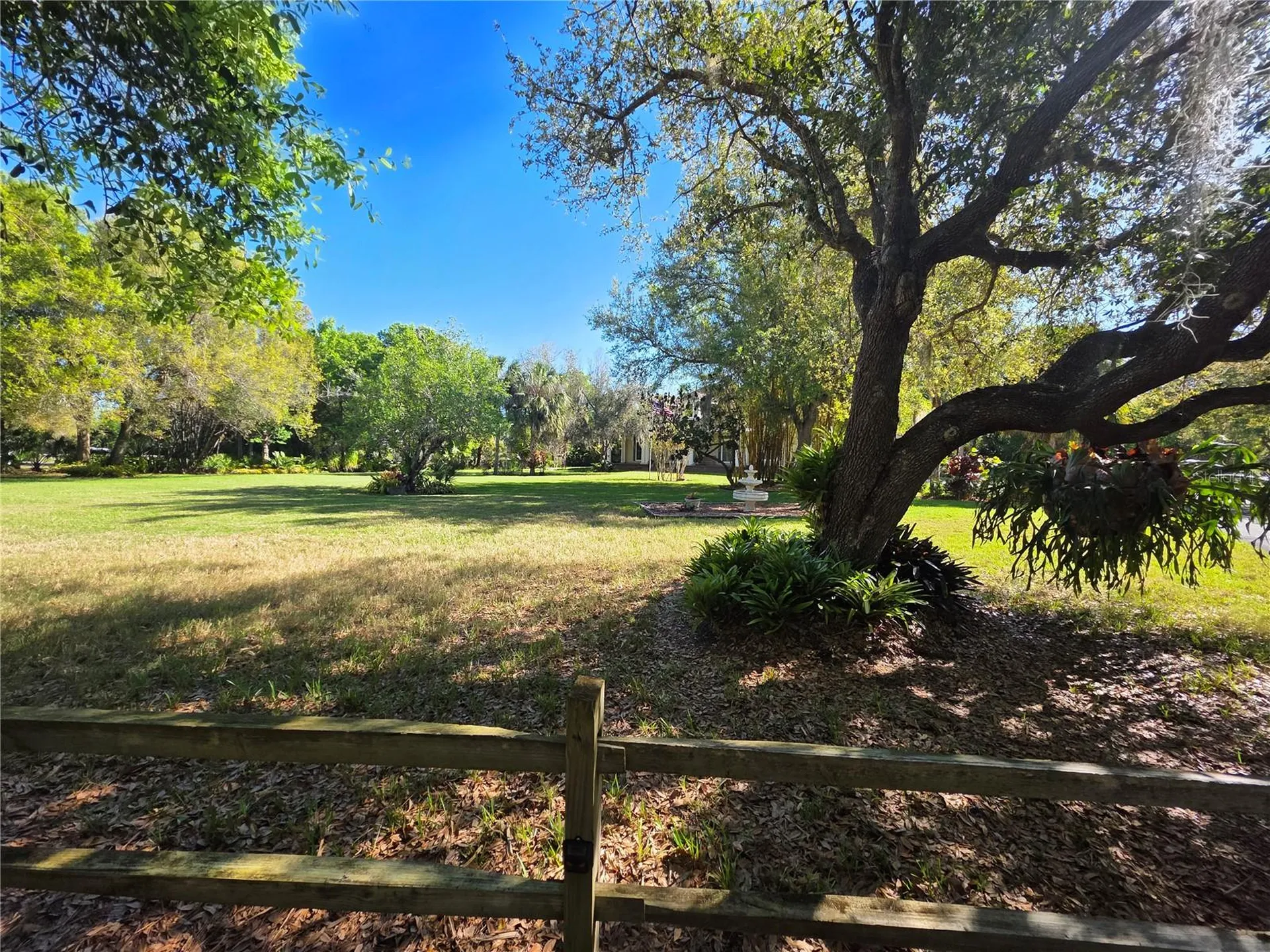 12222 SW Austin Avenue Lake Suzy FL 34269