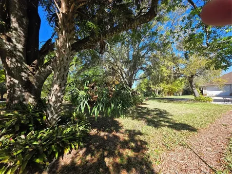 12222 SW Austin Avenue Lake Suzy FL 34269