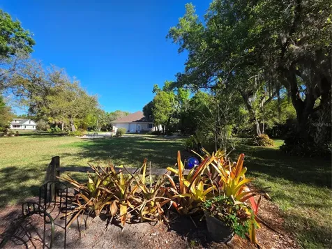 12222 SW Austin Avenue Lake Suzy FL 34269