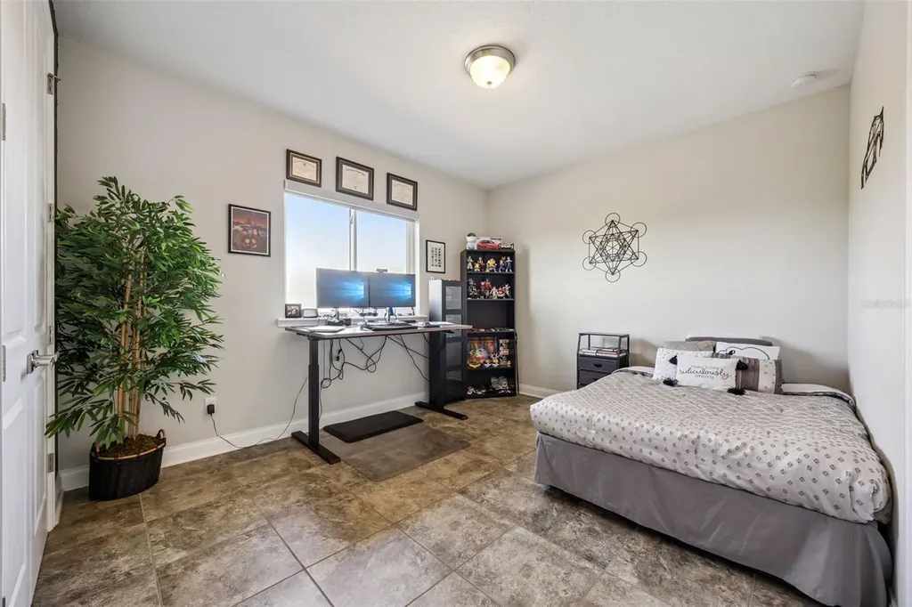 14160 Eliot Avenue Orlando FL 32827