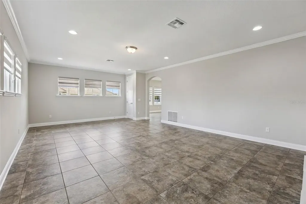 14160 Eliot Avenue Orlando FL 32827