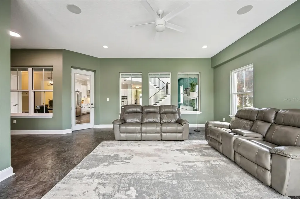 14160 Eliot Avenue Orlando FL 32827