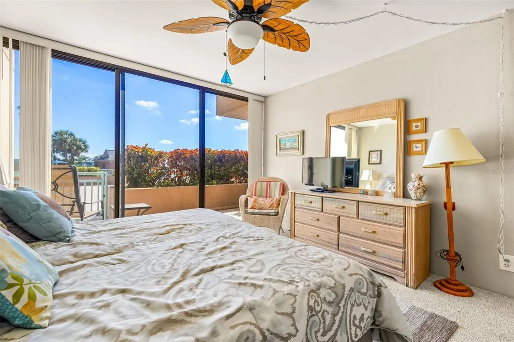 1 Key Capri Treasure Island FL 33706