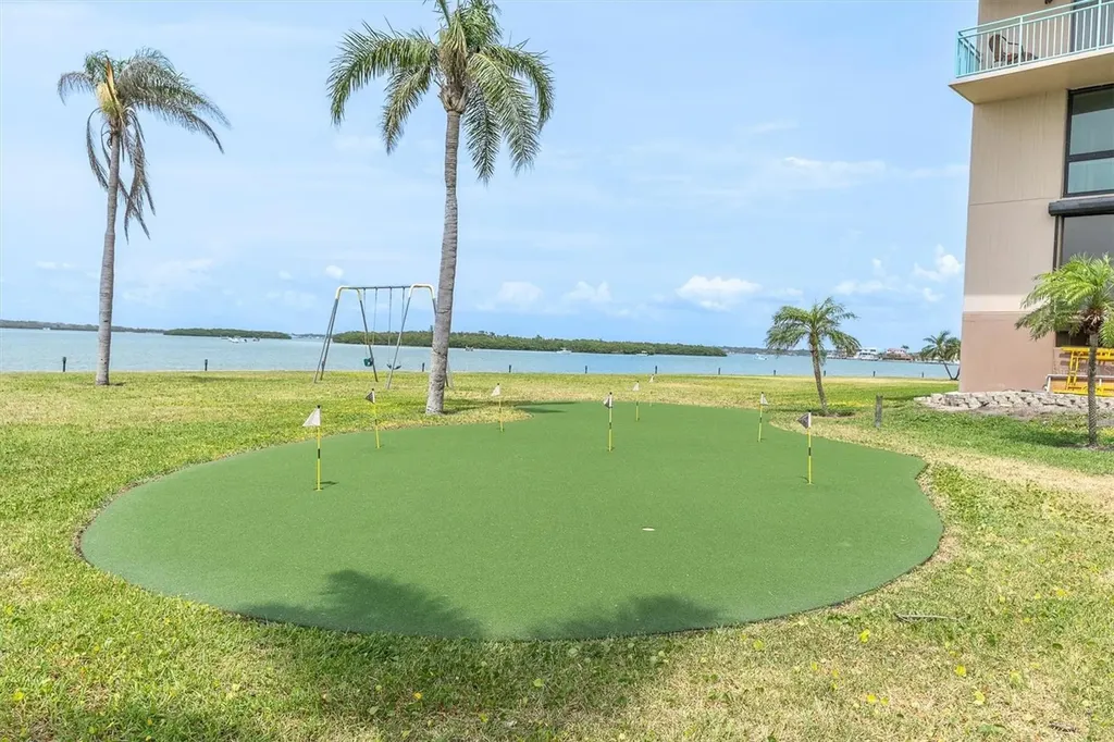 1 Key Capri Treasure Island FL 33706
