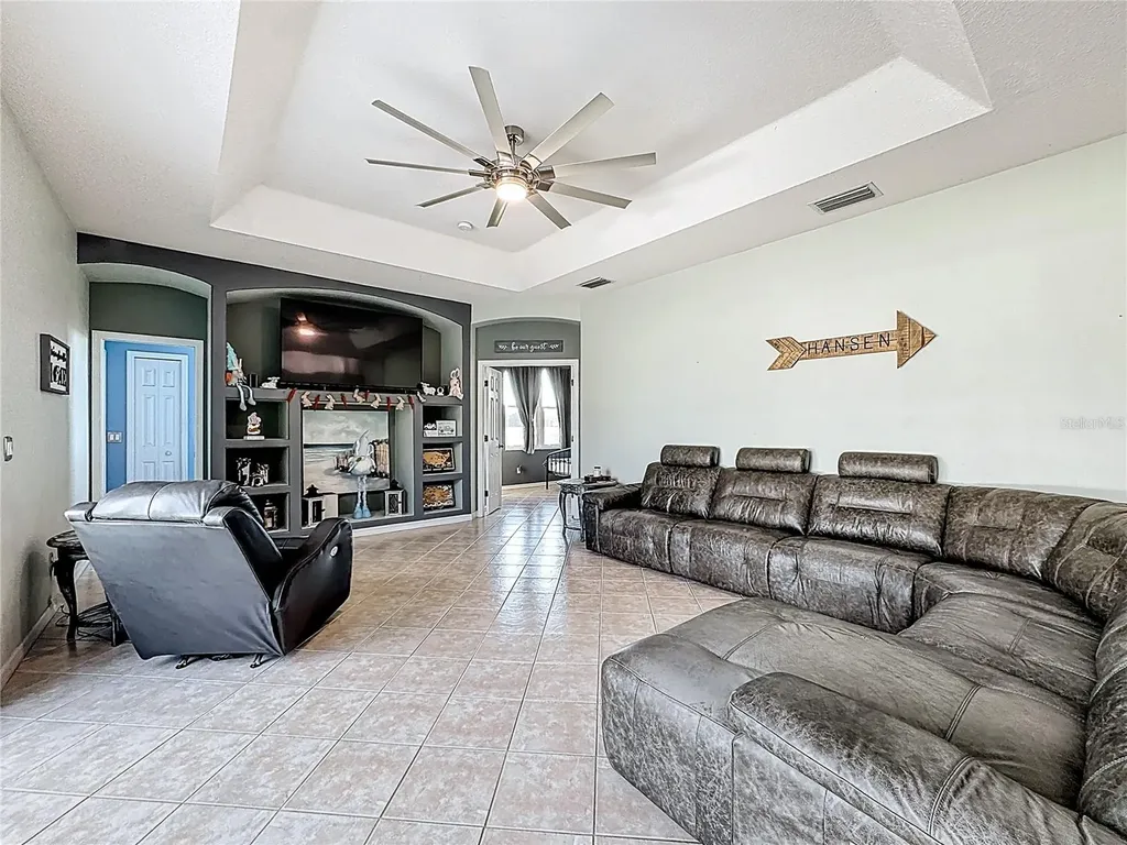 18002 Howling Wolf Run Parrish FL 34219