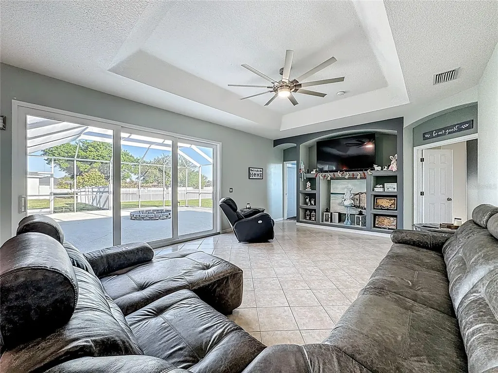 18002 Howling Wolf Run Parrish FL 34219