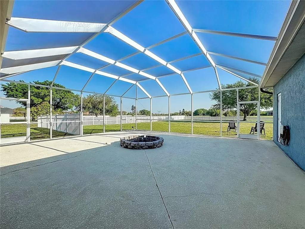 18002 Howling Wolf Run Parrish FL 34219