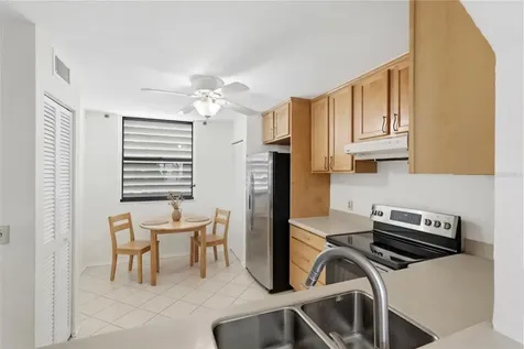211 Lakewood Drive Bradenton FL 34210