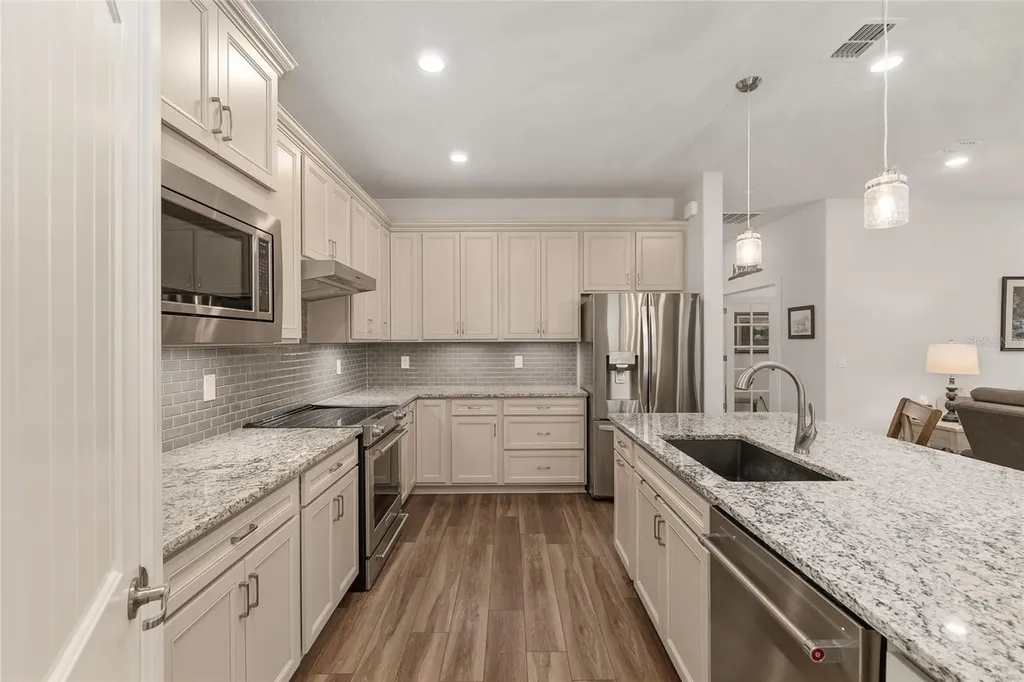 9267 SW 56th Loop Ocala FL 34481