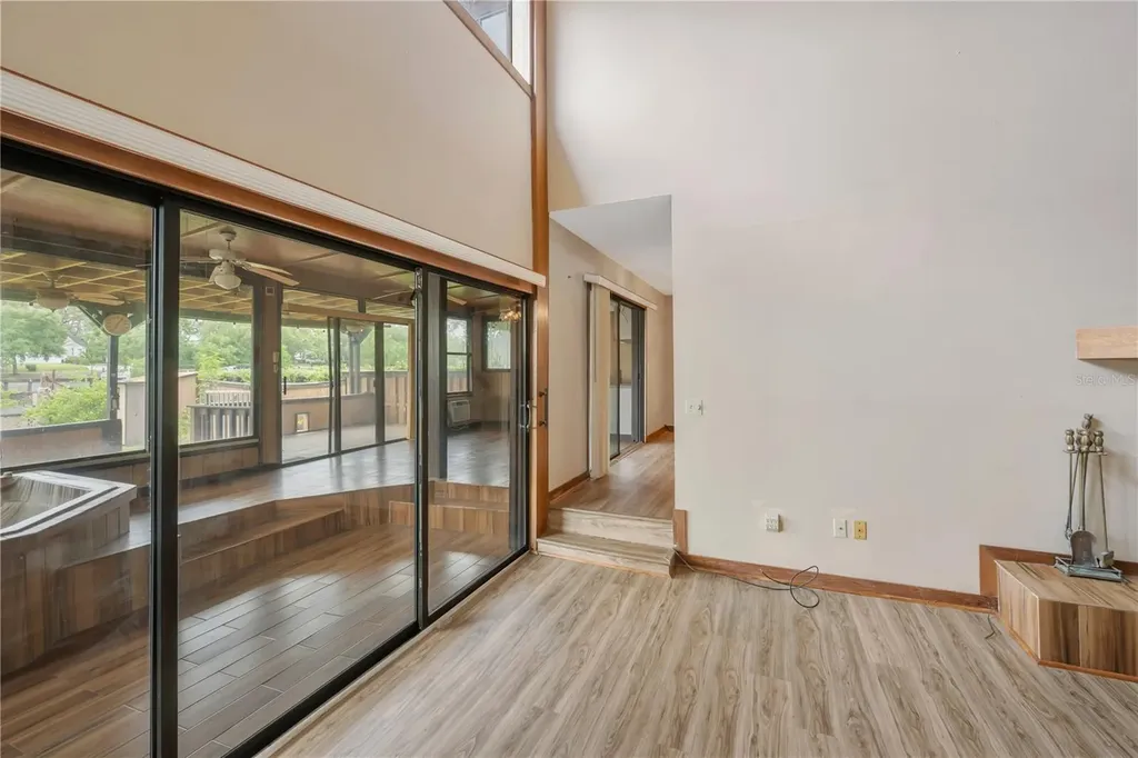 1304 W Charter Street Tampa FL 33602