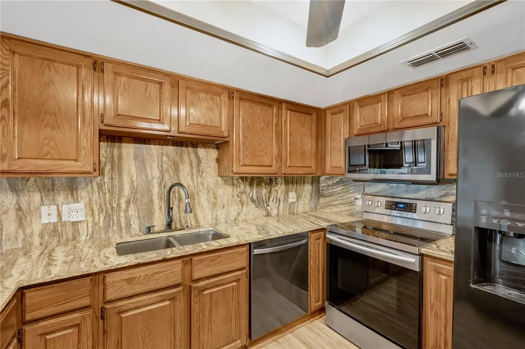 1304 W Charter Street Tampa FL 33602