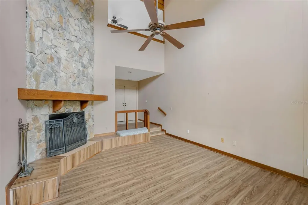 1304 W Charter Street Tampa FL 33602