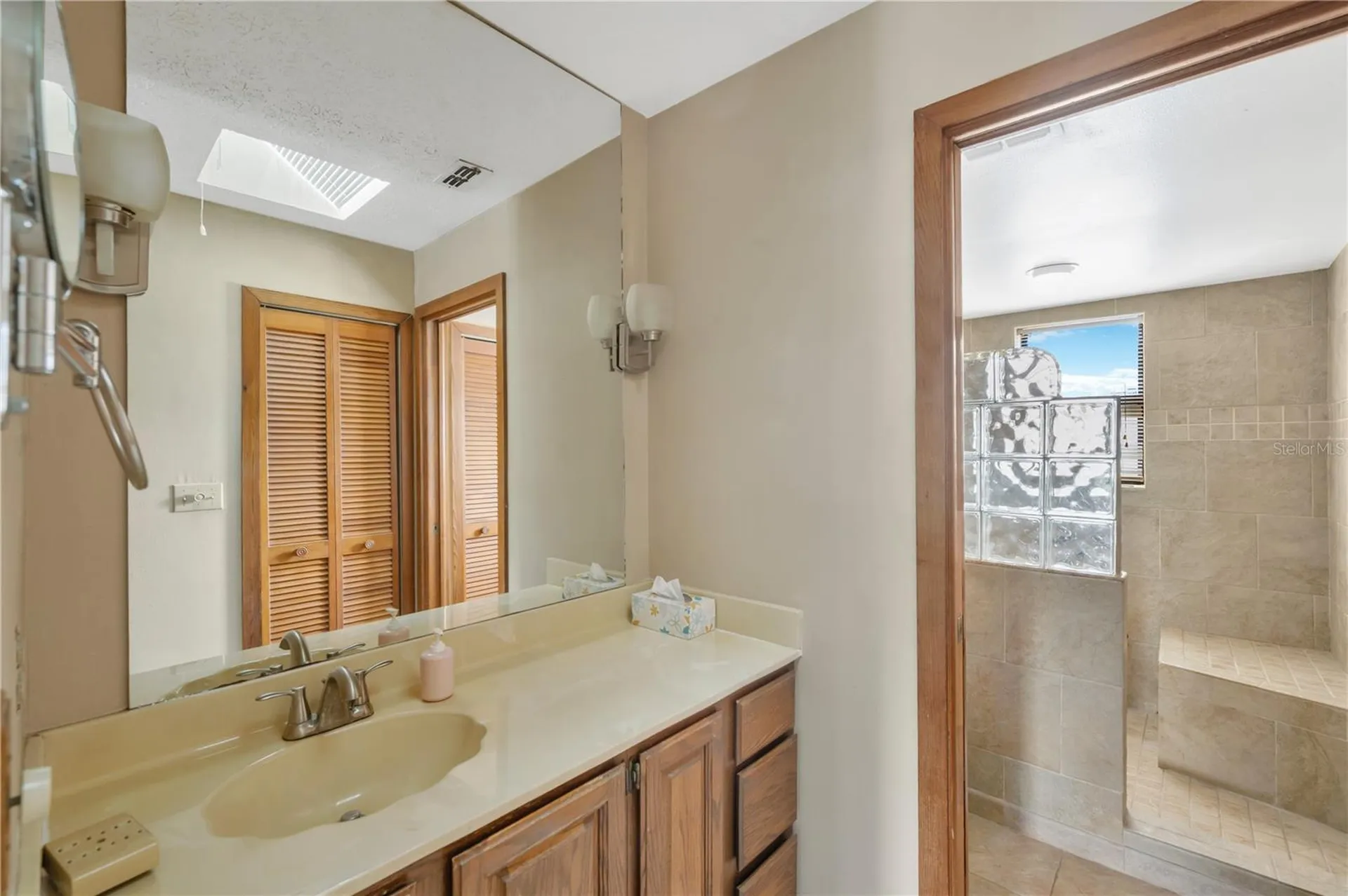 1304 W Charter Street Tampa FL 33602