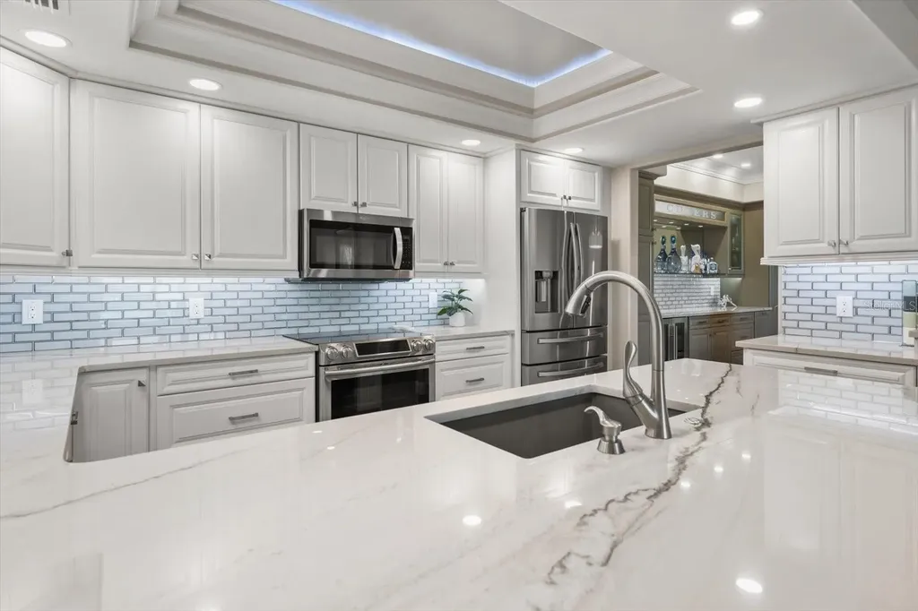 6 Belleview Boulevard Belleair FL 33756