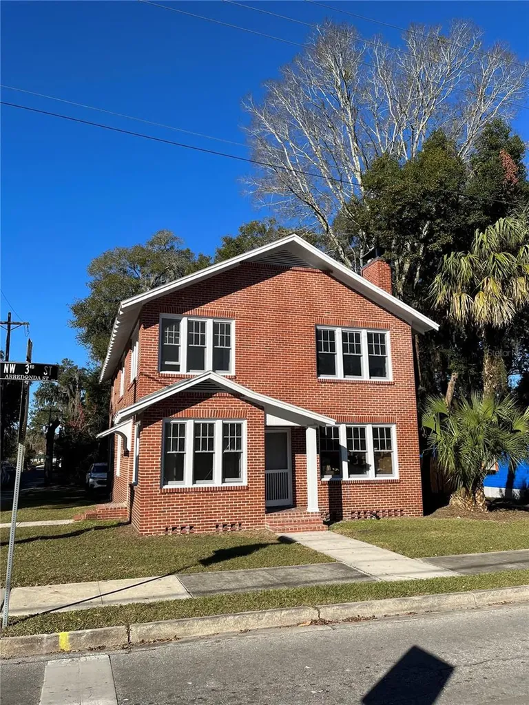 204 NW 3rd Street Gainesville FL 32601
