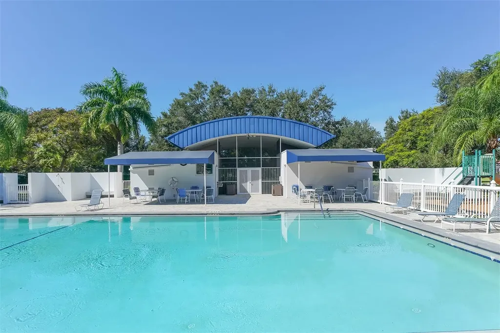 5939 Sandstone Avenue Sarasota FL 34243