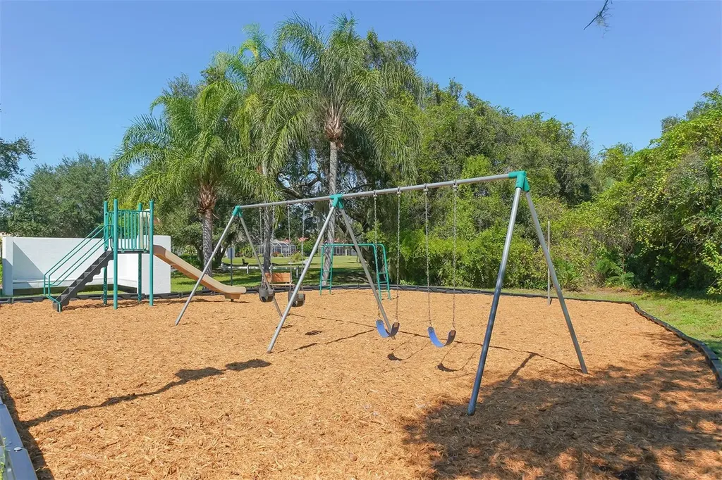 5939 Sandstone Avenue Sarasota FL 34243