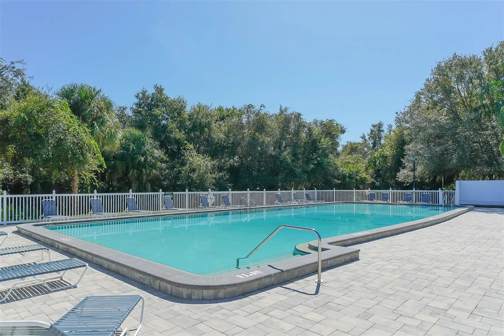 5939 Sandstone Avenue Sarasota FL 34243