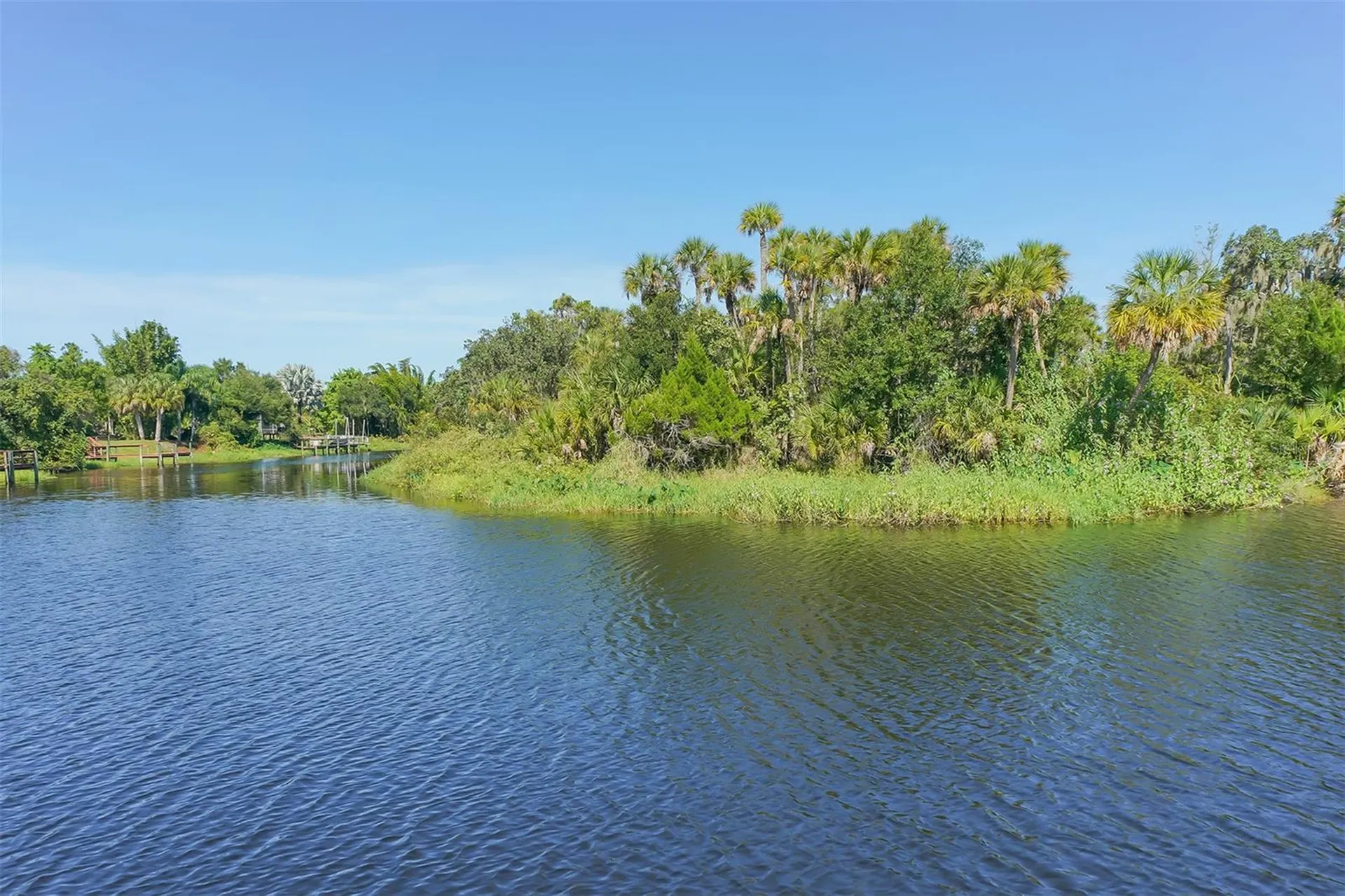 5939 Sandstone Avenue Sarasota FL 34243