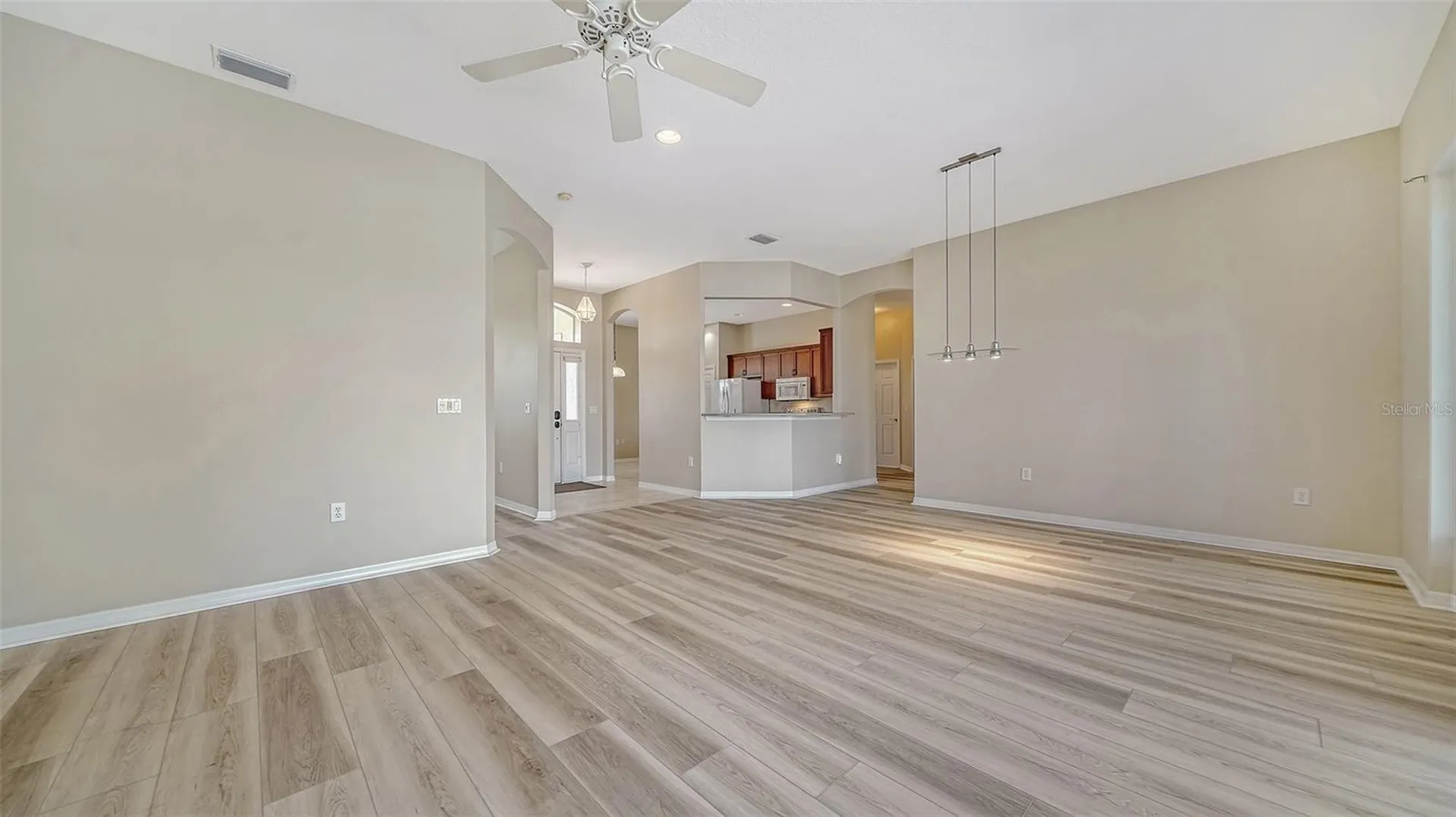 5939 Sandstone Avenue Sarasota FL 34243