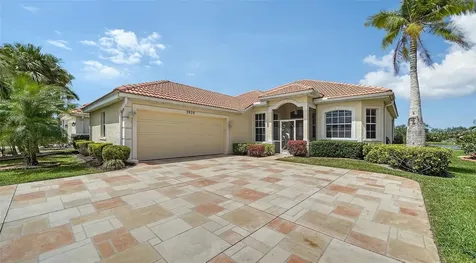 5939 Sandstone Avenue Sarasota FL 34243