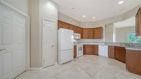 5939 Sandstone Avenue Sarasota FL 34243