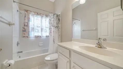 5939 Sandstone Avenue Sarasota FL 34243