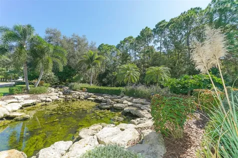 5939 Sandstone Avenue Sarasota FL 34243