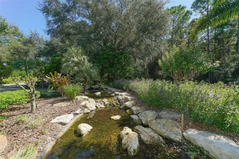 5939 Sandstone Avenue Sarasota FL 34243