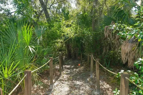 5939 Sandstone Avenue Sarasota FL 34243