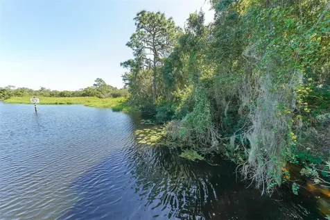 5939 Sandstone Avenue Sarasota FL 34243