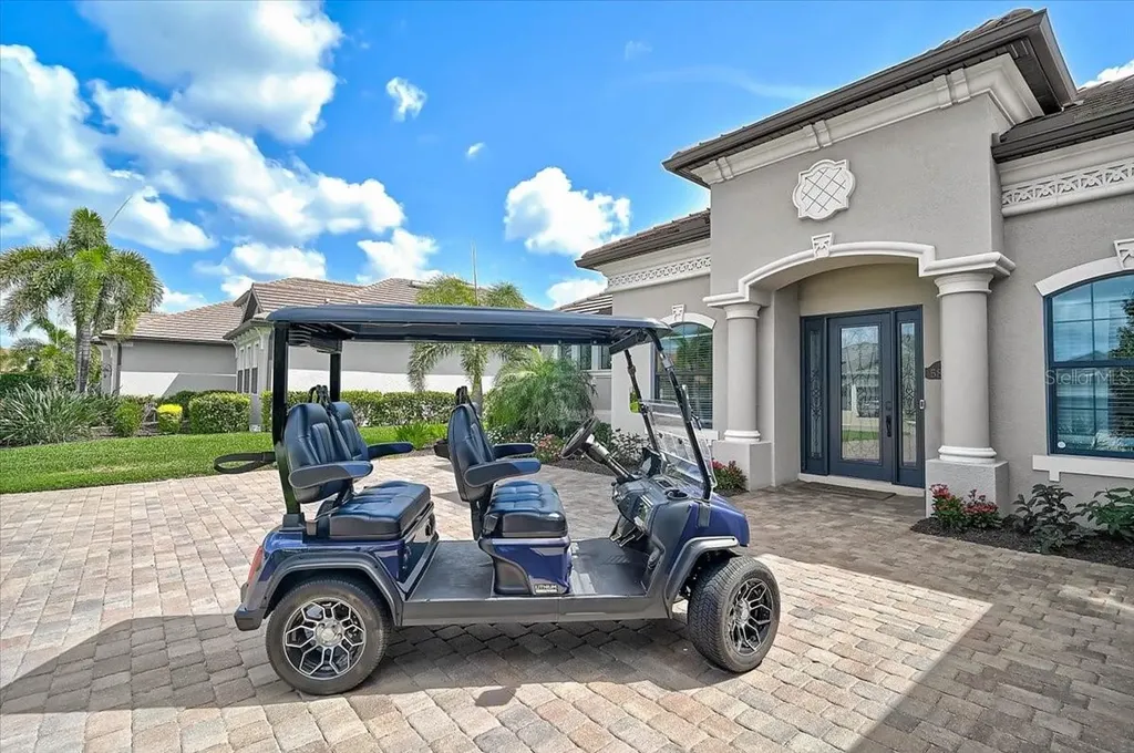 5817 Mulligan Way Bradenton FL 34211