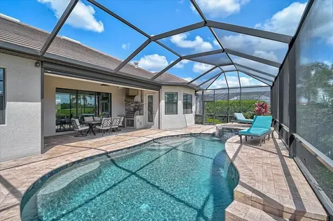 5817 Mulligan Way Bradenton FL 34211
