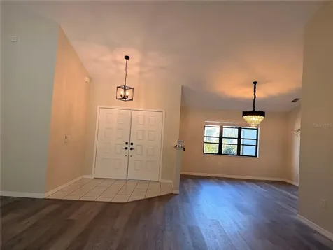 994 E Crown Of Roses Loop Inverness FL 34453