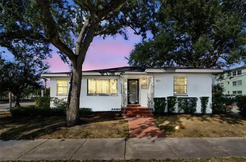 801 49th Street N St Petersburg FL 33710