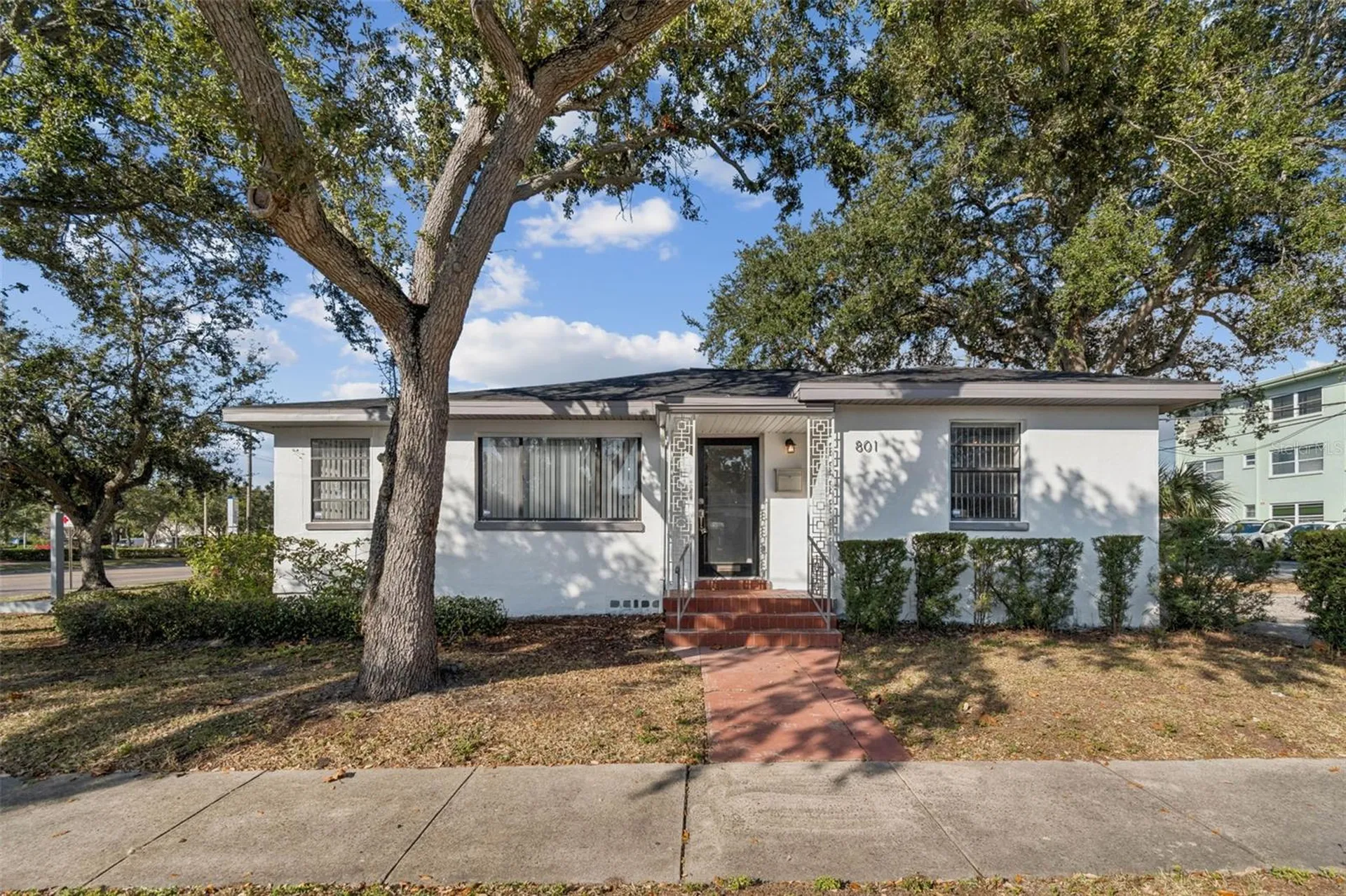 801 49th Street N St Petersburg FL 33710