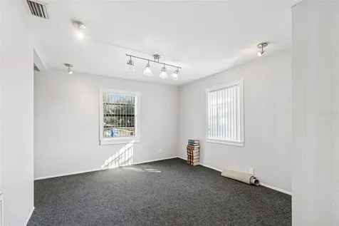 801 49th Street N St Petersburg FL 33710