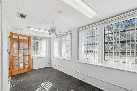 801 49th Street N St Petersburg FL 33710