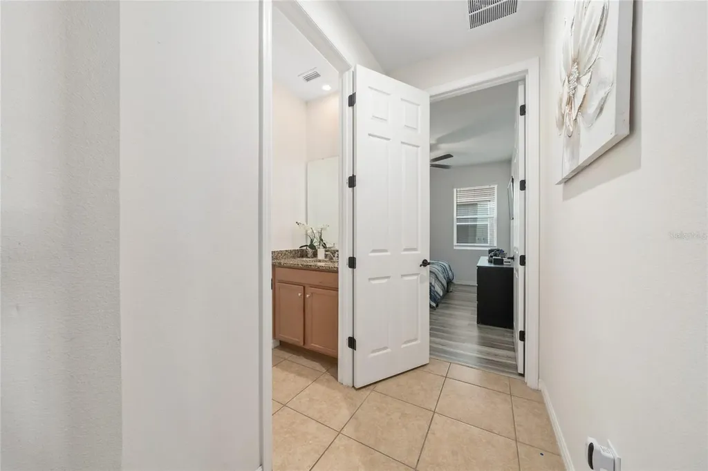 2121 Avian Loop Kissimmee FL 34741