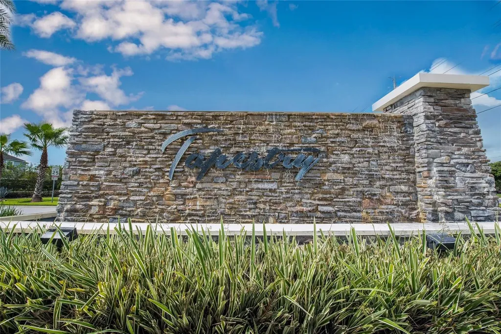 2121 Avian Loop Kissimmee FL 34741