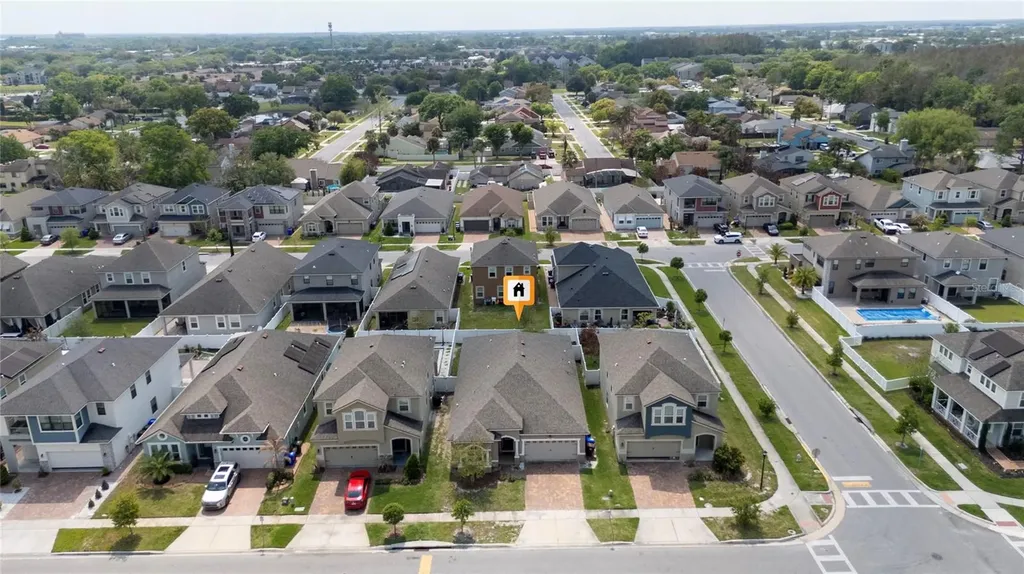 2121 Avian Loop Kissimmee FL 34741