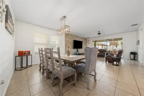 2121 Avian Loop Kissimmee FL 34741