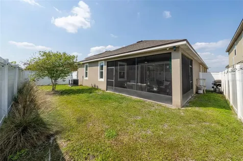 2121 Avian Loop Kissimmee FL 34741