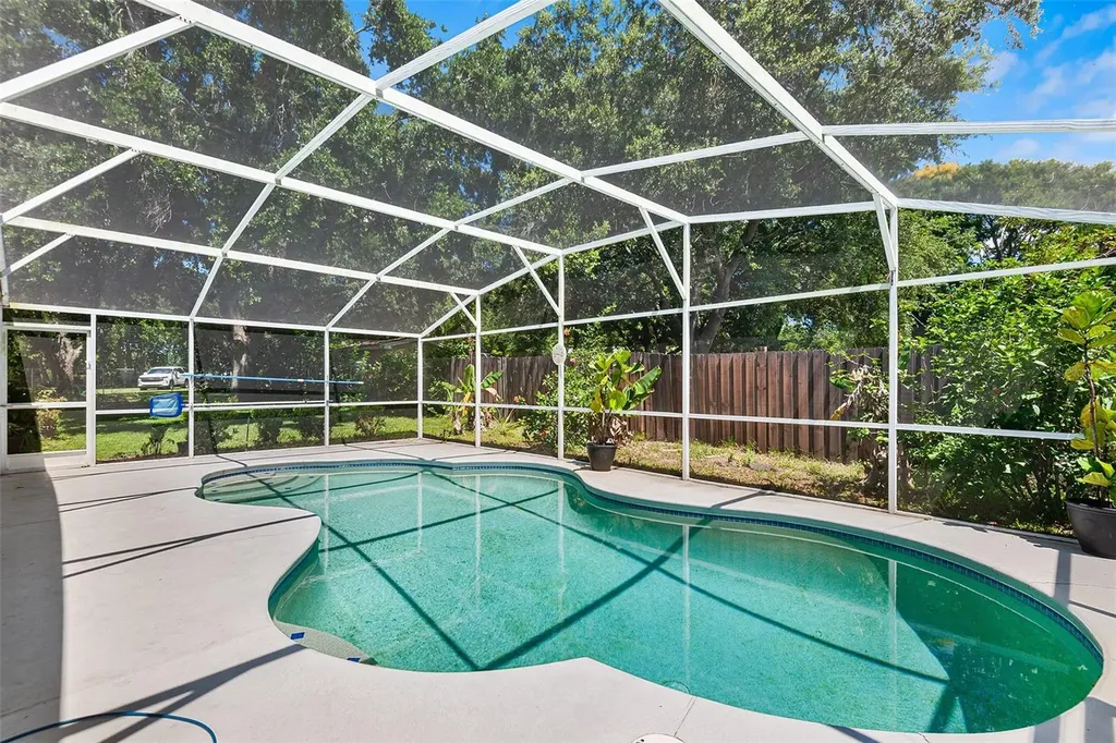 2861 Pond View Drive Haines City FL 33844
