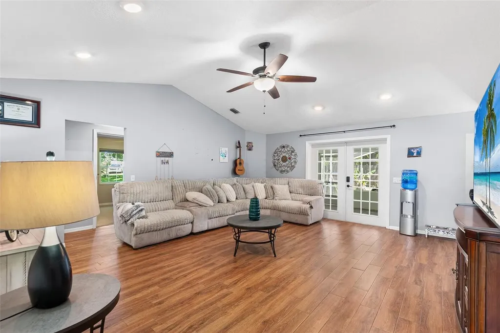 2861 Pond View Drive Haines City FL 33844