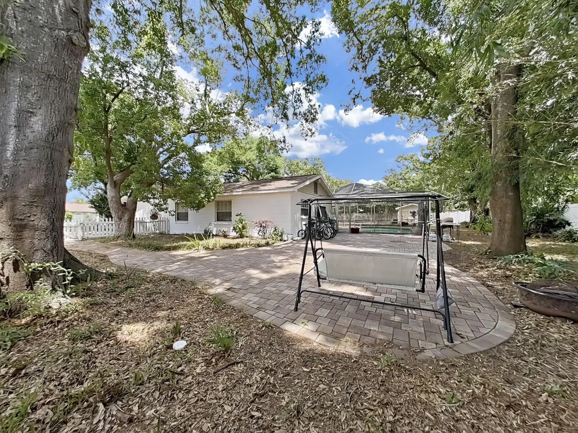 7608 Barry Road Tampa FL 33615